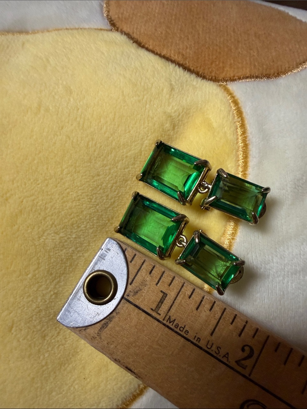 Heidi Daus Deep Green Rectangular Swarovski Drop Earrings - Picture 3 of 9
